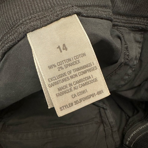 Denver Hayes Cargo Shorts - Picture 3 of 3